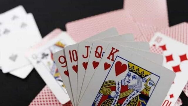 Mẹo hay khi đánh bài phỏm 8 lá Mẹo hay khi đánh bài phỏm 8 lá