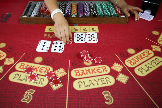 Luật Baccarat Cơ Bản Và Cách Một Ván Bài Diễn Ra Luật Baccarat Cơ Bản Và Cách Một Ván Bài Diễn Ra